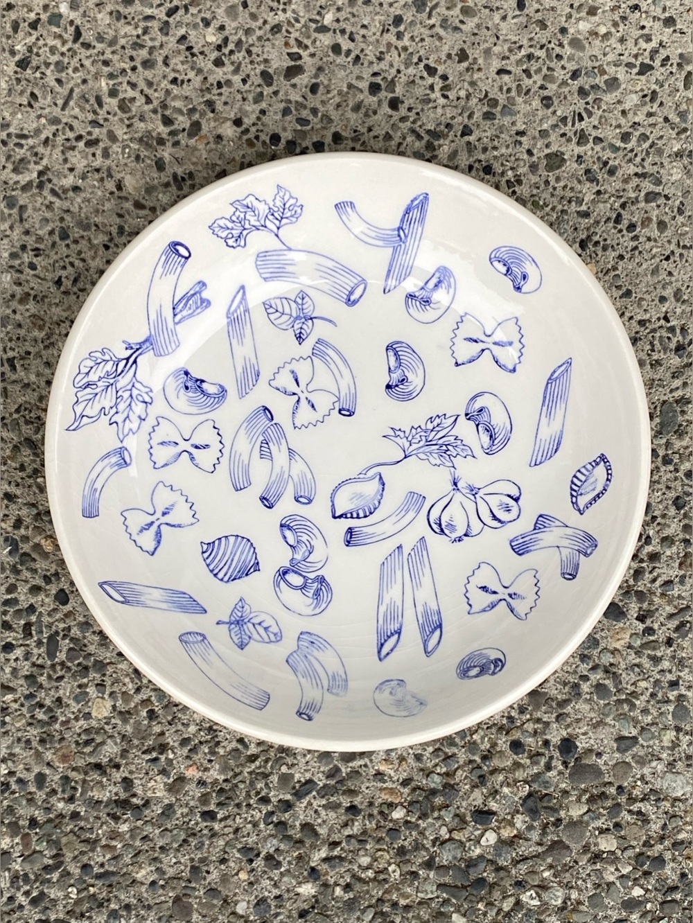 Vintage Himark 11” Large Pasta Serving Bowl Made in Italy White Blue Sketch